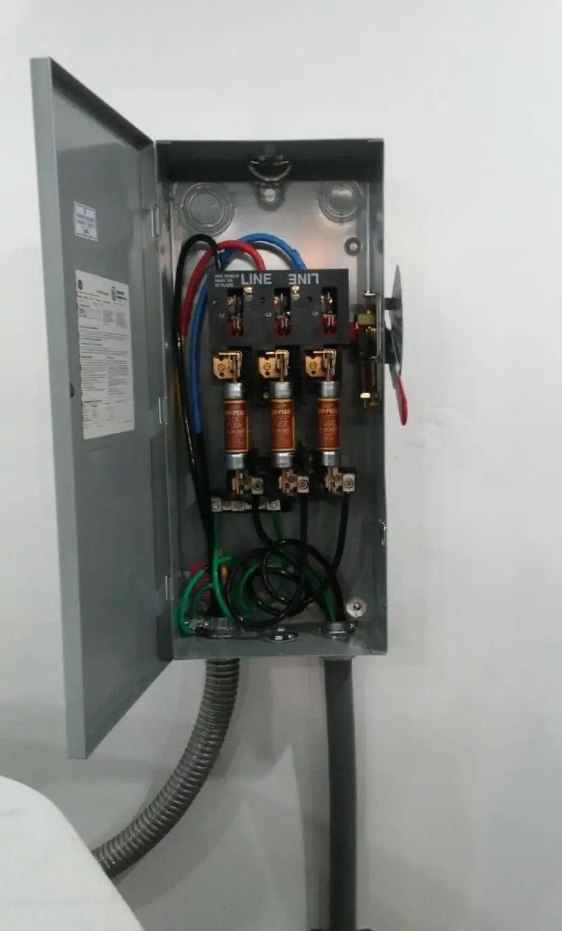 Three-phase disconnect switch installed for Electrical Wiring & Rewiring in Scaggsville